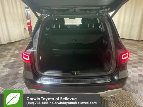 Used 2023 Mercedes-Benz GLB 250 4MATIC image 23
