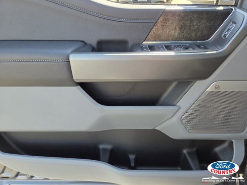 New 2026 Ford F250 XLT w/ XLT Premium Package image 9