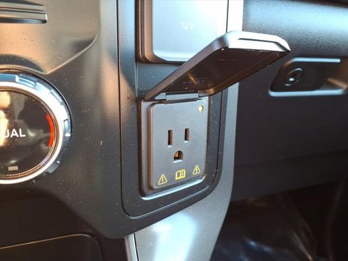 Used 2024 Ford F150 XLT w/ XLT Black Appearance Package image 21