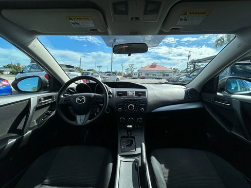 Used 2013 MAZDA MAZDA3 i Touring image 23