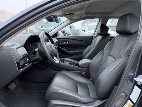 Used 2024 Honda Accord Touring image 17