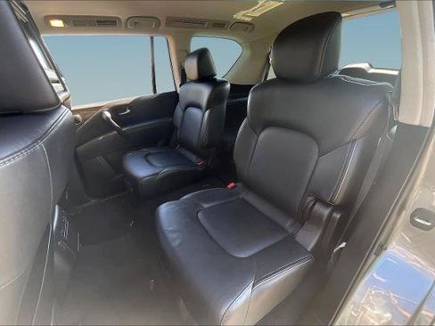 Certified 2017 INFINITI QX80 4WD w/ Driver Assistance Package image 21