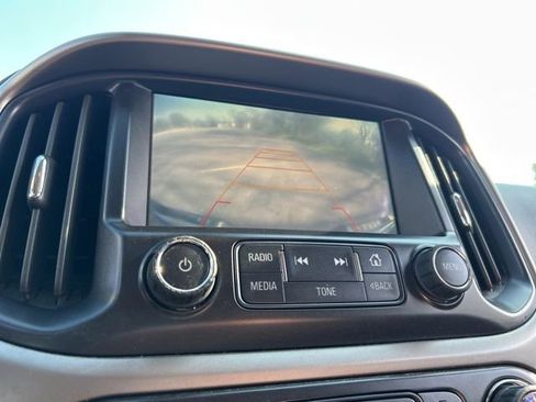 Used 2016 Chevrolet Colorado Z71 AWD/4WD image 22