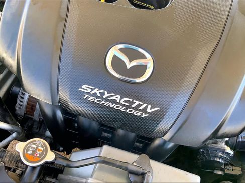 Used 2017 MAZDA MAZDA3 Touring FWD image 31