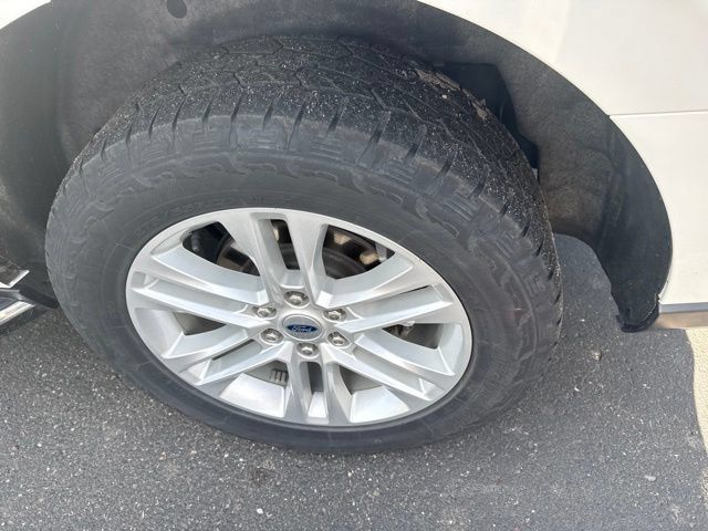 Used 2022 Ford Expedition XLT AWD/4WD image 7