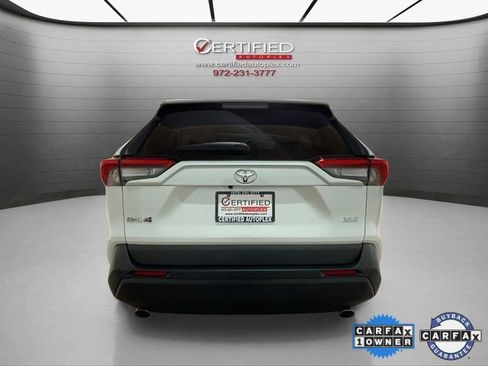 Used 2024 Toyota RAV4 XLE Premium image 88