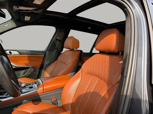 Used 2019 BMW X7 xDrive50i w/ M Sport Package image 24