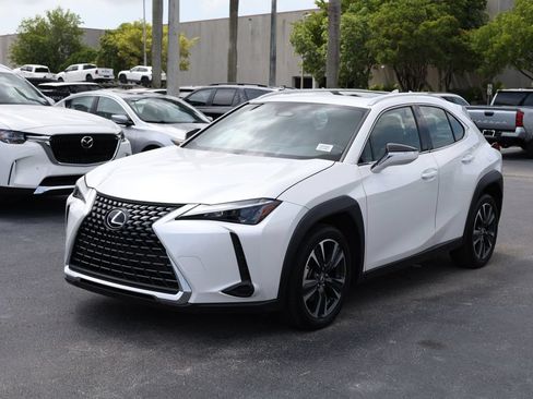 Used 2025 Lexus UX 300h FWD image 1