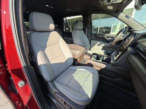 Used 2026 GMC Yukon Elevation AWD/4WD image 34