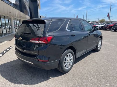 Used 2024 Chevrolet Equinox LT image 4