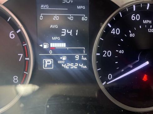 Used 2024 Nissan Kicks S image 29