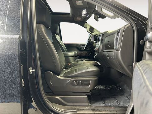 Used 2023 GMC Sierra 3500 Denali AWD/4WD image 11
