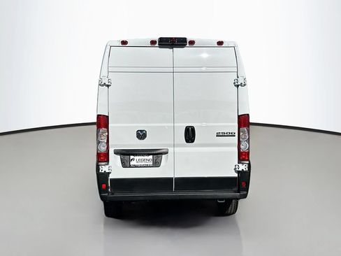 Used 2026 RAM ProMaster 2500 w/ Convenience Group FWD image 6