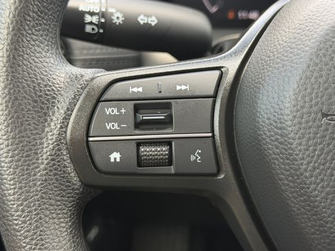 Used 2026 Honda HR-V LX image 29