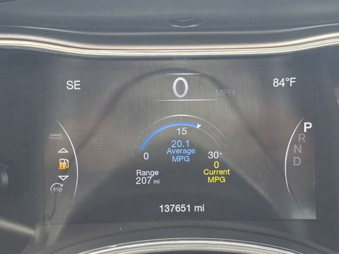 Used 2018 Jeep Grand Cherokee Trailhawk AWD/4WD image 23
