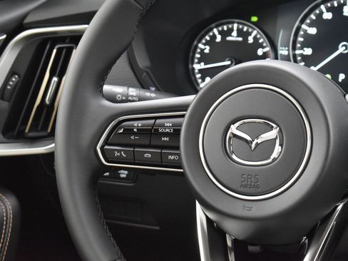 Certified 2025 MAZDA CX-90 3.3 Turbo w/ Preferred Package image 18