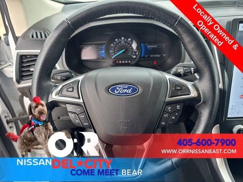 Used 2023 Ford Edge SEL image 16
