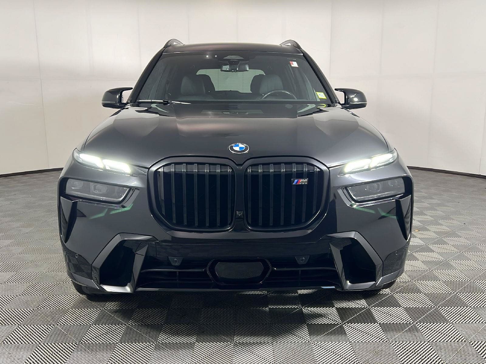 Used 2024 BMW X7 M60i w/ Executive Package AWD/4WD image 9