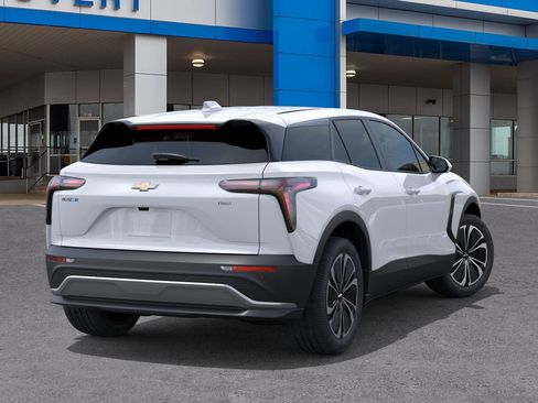 New 2026 Chevrolet Blazer EV LT image 4
