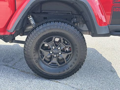 Used 2020 Jeep Gladiator Rubicon AWD/4WD image 30