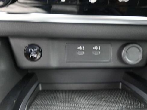 New 2026 Nissan Rogue S image 13