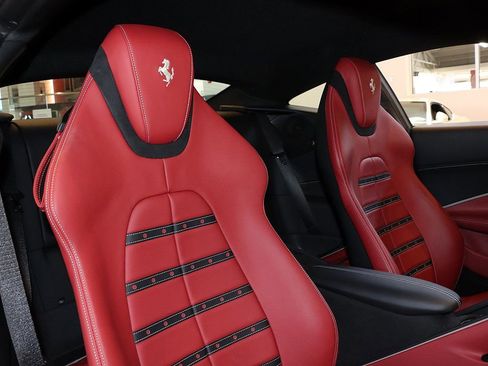 Certified 2021 Ferrari Roma image 39