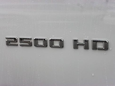 Used 2023 Chevrolet Silverado 2500 LT w/ Convenience Package image 11