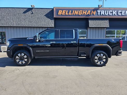 Used 2025 GMC Sierra 3500 Denali w/ Denali Reserve Package AWD/4WD image 2