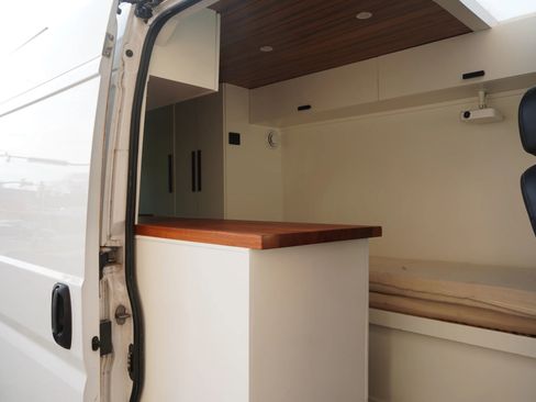 Used 2019 RAM ProMaster 2500 image 13