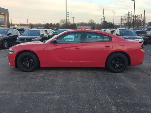 Used 2023 Dodge Charger SXT RWD image 6