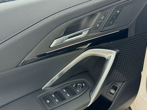 New 2026 BMW X2 xDrive28i w/ Technology Package image 18