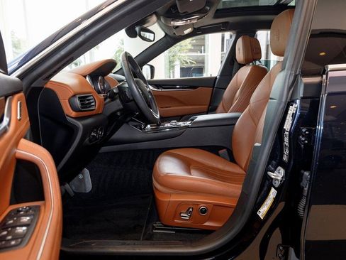 Certified 2022 Maserati Levante GT image 27