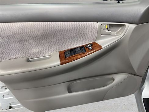 Used 2006 Toyota Corolla image 9