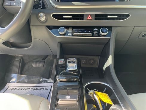 Used 2023 Hyundai Sonata SEL w/ Cargo Package image 15