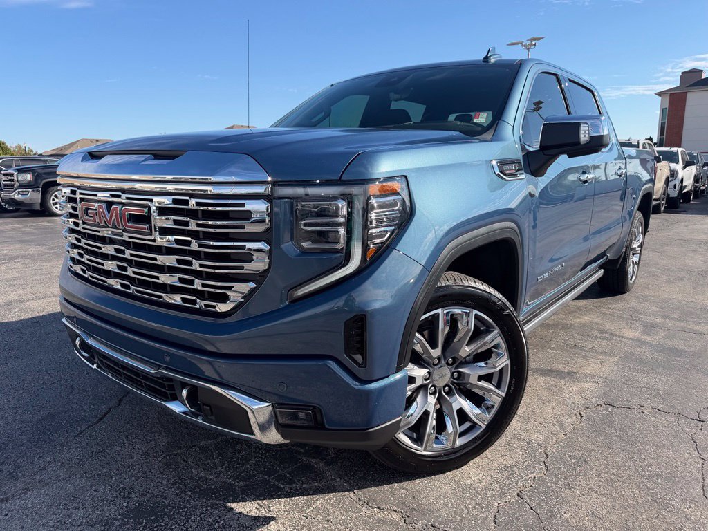 Used 2026 GMC Sierra 1500 Denali AWD/4WD image 2
