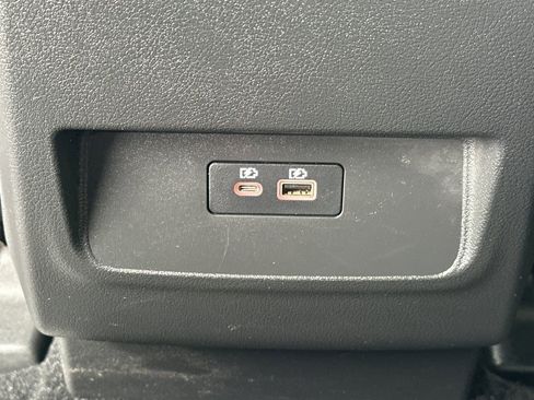 Used 2023 Nissan Frontier SV w/ Tow Package image 15