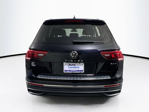 Used 2022 Volkswagen Tiguan SE image 6