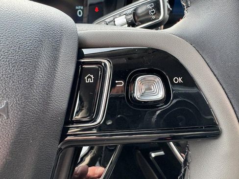 New 2026 Lincoln Corsair Premiere image 19