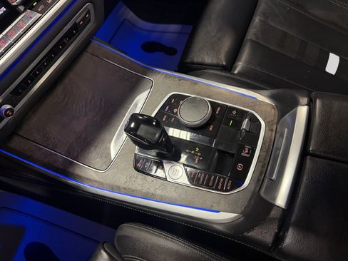 Used 2019 BMW X7 xDrive40i w/ Premium Package AWD/4WD image 34