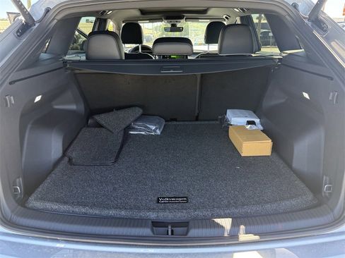 New 2026 Volkswagen Atlas Cross Sport SEL Premium R-Line image 27