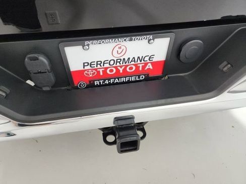 Used 2022 Chevrolet Silverado 1500 LT image 36