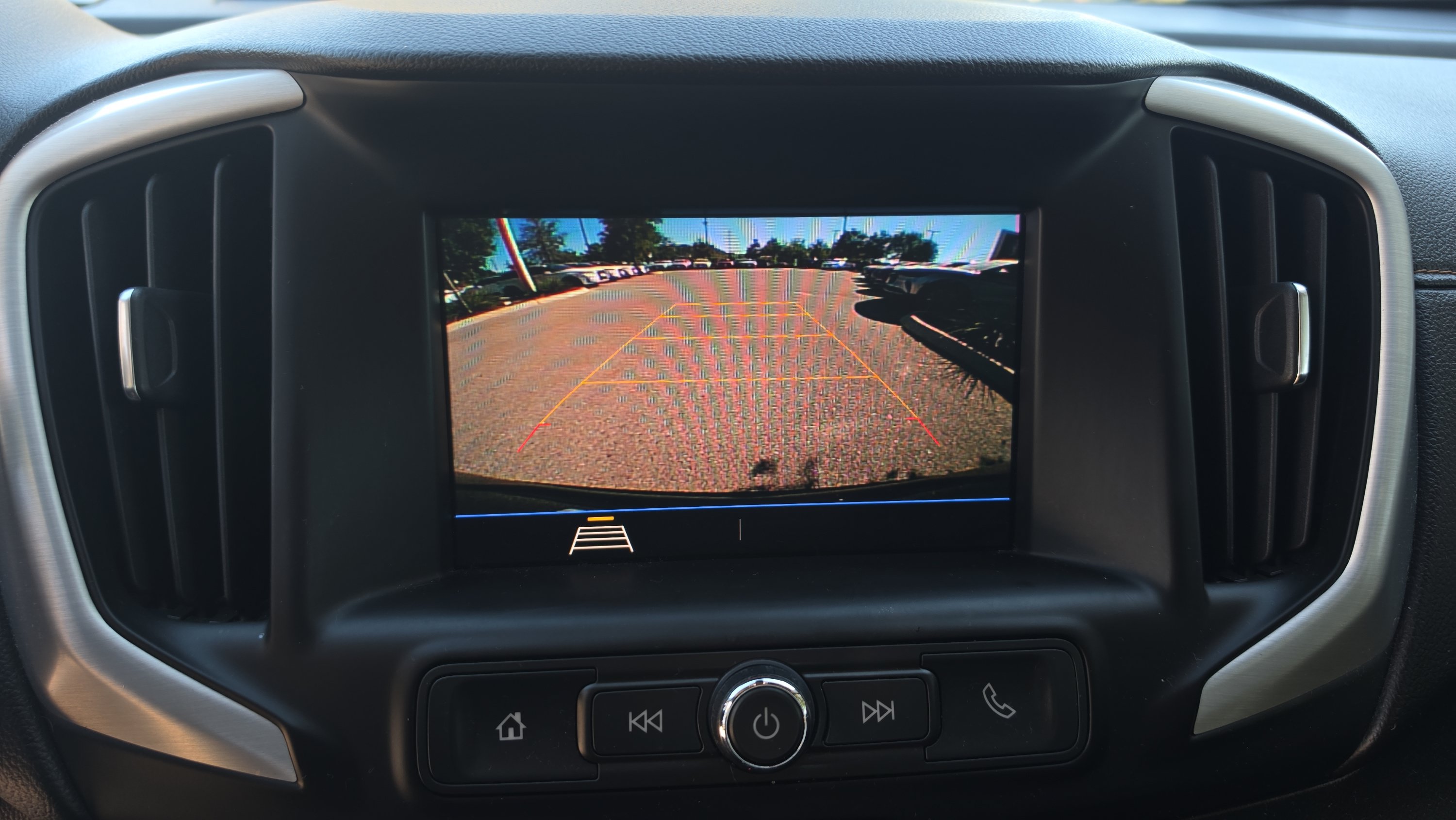 Used 2020 GMC Terrain SLE w/ Elevation Edition FWD image 16
