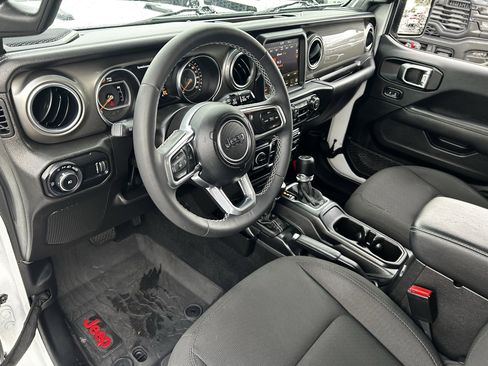 Certified 2023 Jeep Wrangler Sahara w/ LED Lighting Group image 17