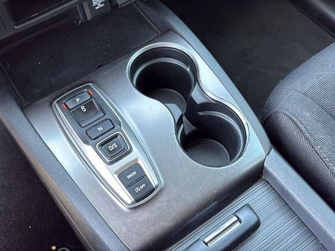 Used 2021 Honda Pilot EX image 14