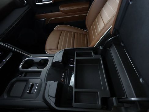 Used 2024 GMC Sierra 2500 Denali Ultimate image 52