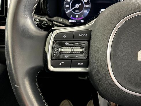 Certified 2023 Kia Sorento SX AWD/4WD image 12