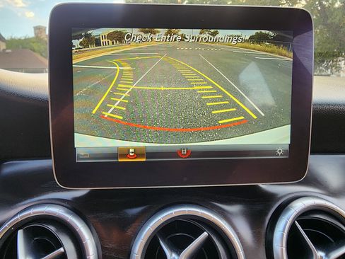 Used 2017 Mercedes-Benz CLA 250 CLA 250 Coupe image 32