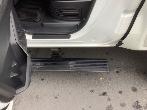 New 2025 Toyota Tacoma Limited AWD/4WD image 11