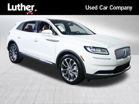 Used 2022 Lincoln Nautilus Reserve AWD/4WD image 1