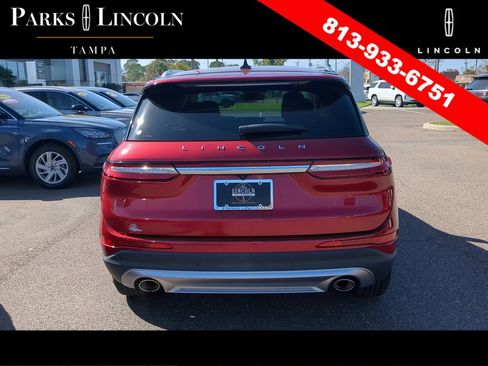 Certified 2022 Lincoln Corsair Standard w/ Equipment Group 101A image 5